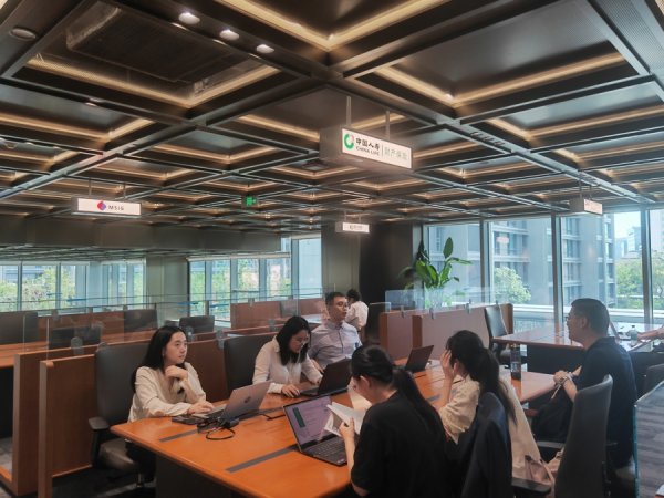 寻牛堂 上海再保险交易额突破43亿，全球13国机构入驻 | 活力中国调研行